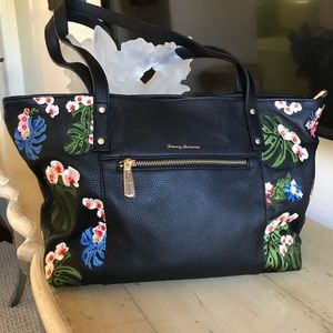 🌹Gorgeous Tommy Bahama Tropical Bag Getaway Leather Tote with zipper 🎄❤️
